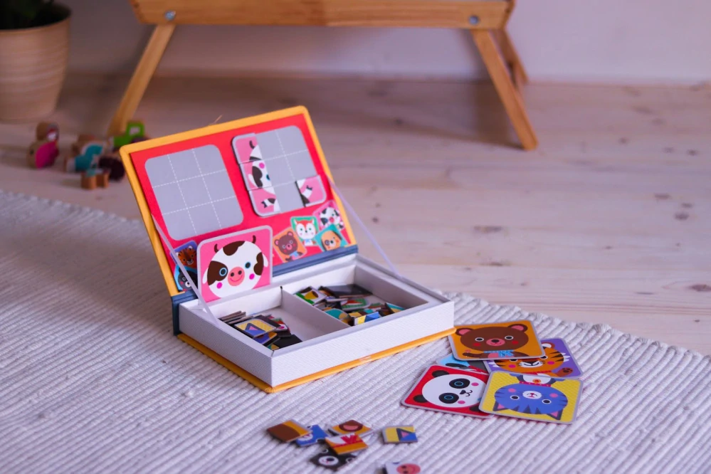 Magnetická kniha-puzzle-zvířátka